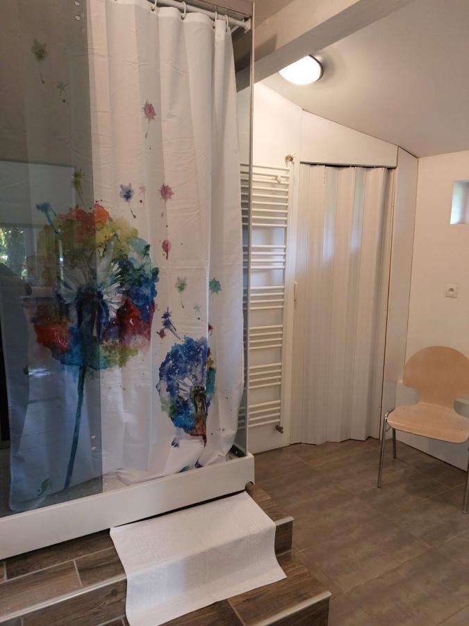 La Cambuse Des Gones - 3 Holiday home Thurins
